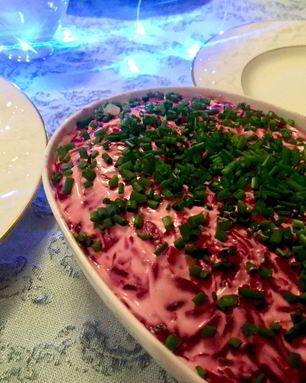 Селедка под шубой с яблоком