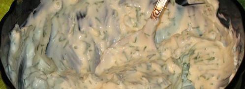 салат с кальмарами и кукурузой. Шаг 3