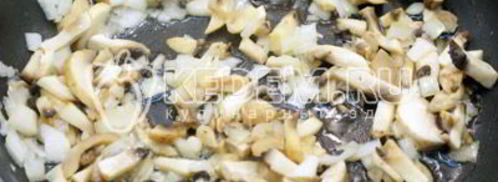 салат с курицей и черносливом. Шаг 4