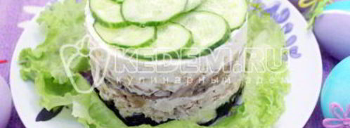 салат с курицей и черносливом. Шаг 10