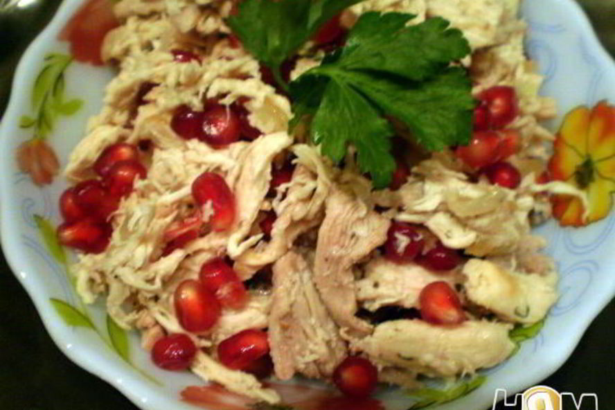 Рецепт салата с курицей и гранатом