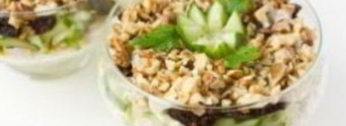 салат с курицей в креманках. Шаг 14