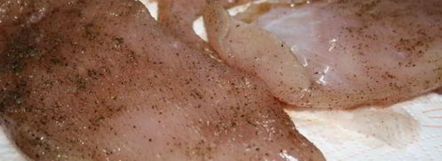 хрустящий салат с индейкой и сухариками лжецезарь. Шаг 2