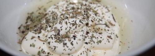 хрустящий салат с индейкой и сухариками лжецезарь. Шаг 6