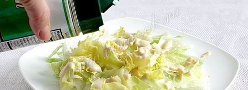 салат цезарь с копченой курицей. Шаг 7