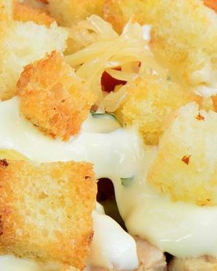 Салат Цезарь с пекинской капустой