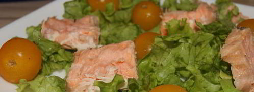 салат цезарь с рыбой. Шаг 3