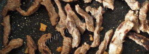 теплый салат с говядиной. Шаг 6