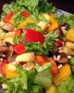 Теплый салат с кедровыми орешками