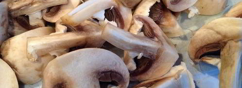 теплый салат с кедровыми орешками. Шаг 2