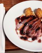 Соус к мясу из черной смородины