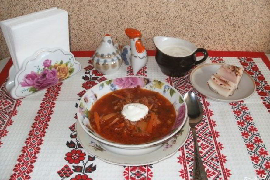 Рецепт борща с салом