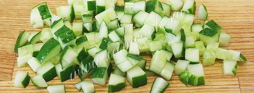 холодный зеленый борщ с огурцами. Шаг 8