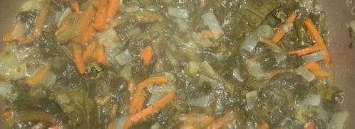 зеленый борщ со щавелем на куриных сердечках. Шаг 4