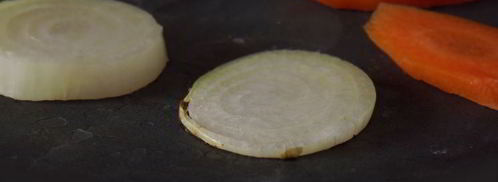 бульон с яйцом. Шаг 3