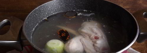 бульон с яйцом. Шаг 4