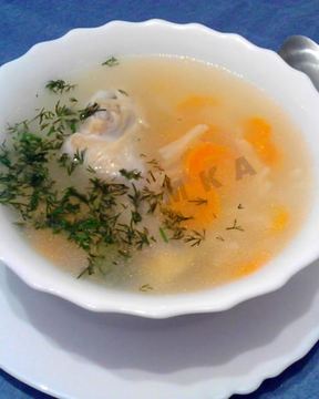 Куриный бульон с вермишелью