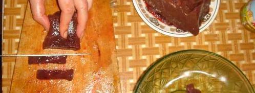 пельмени в горшочках с печенью и бульоном. Шаг 21