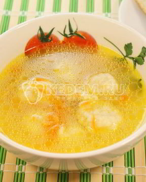 Суп с клецками на курином бульоне