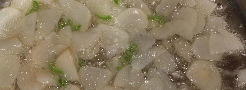 чесночный суп с цукини и сухариками. Шаг 3