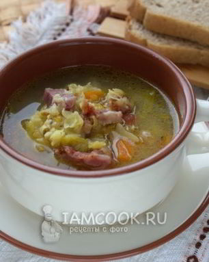 Гороховый суп с копчеными ребрами и овощами