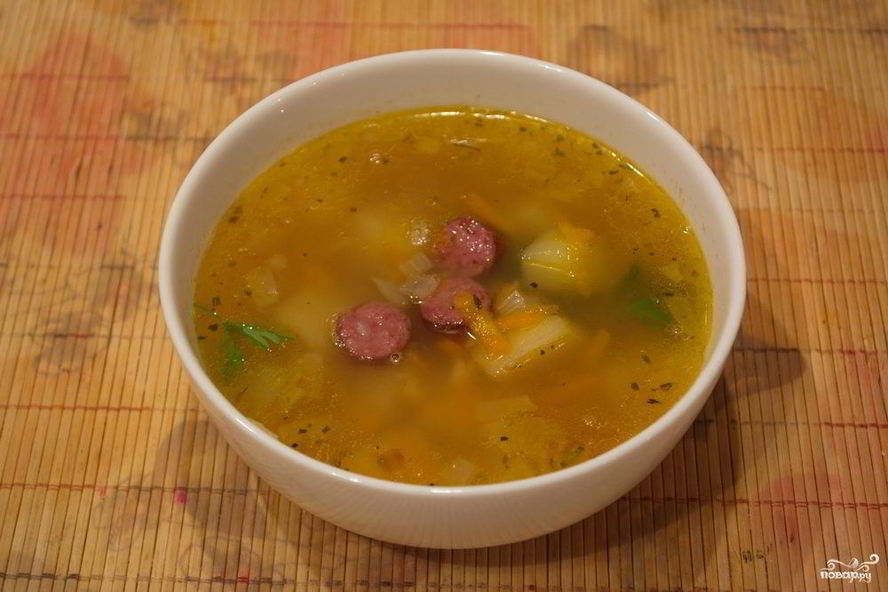 Рецепт горохового супа с охотничими колбасками
