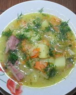 Гороховый суп с рулькой