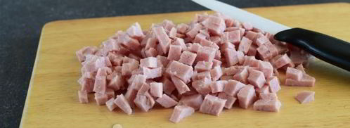 окрошка на кефире с колбасой. Шаг 8