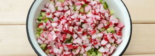 окрошка с крабовыми палочками. Шаг 7