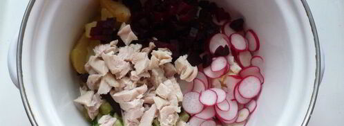 окрошка со свеклой и курицей. Шаг 2