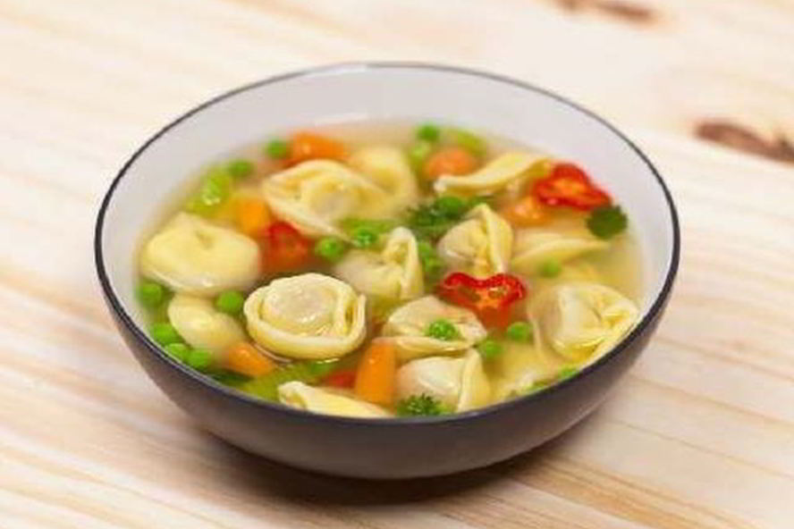 Рецепт картофельно-овощного суп с тортеллини