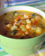 Куриный суп с нутом и овощами