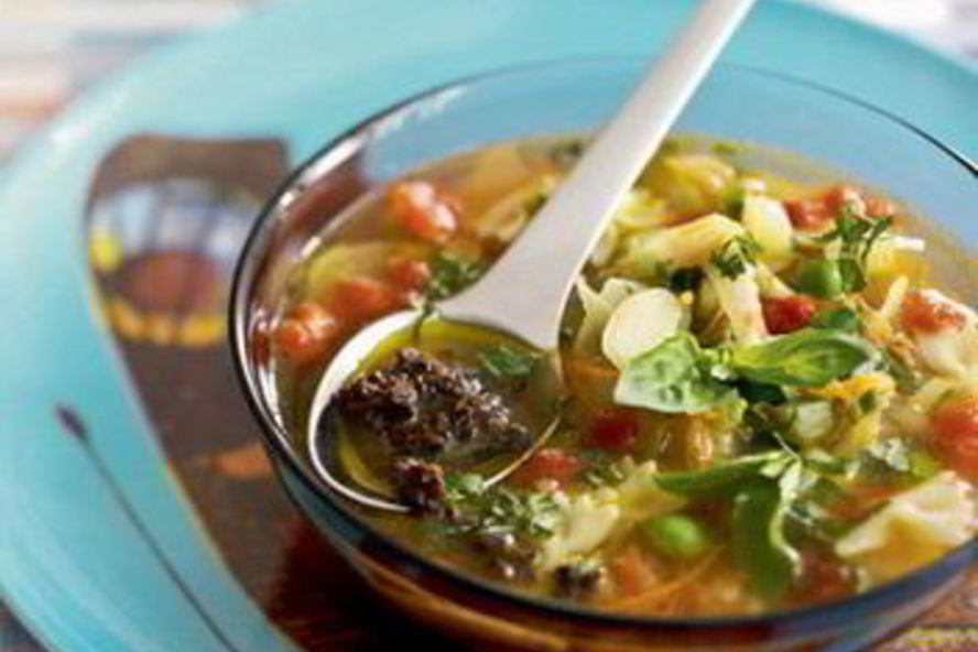 Рецепт минестроне с тапенадоя иза маслина