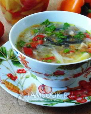 Овощной суп с грибами