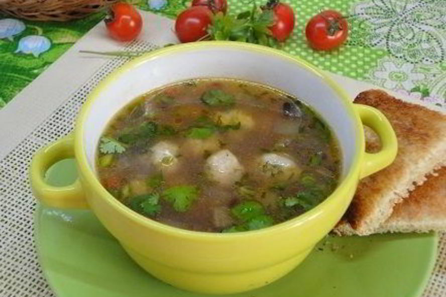 Рецепт овощного супа с сырными шариками