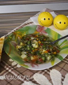 Овощной суп с зеленым горошком