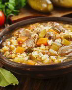 Рассольник по-деревенски с куриными сердечками