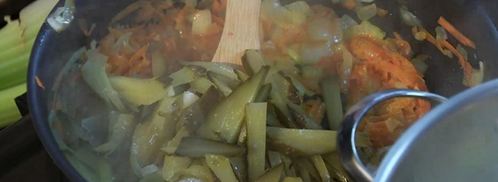 рассольник с фрикадельками из индейки. Шаг 4