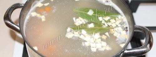 рассольник с рисом и куриной грудкой. Шаг 10