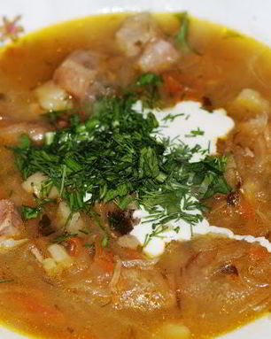 Кислые щи с белыми грибами