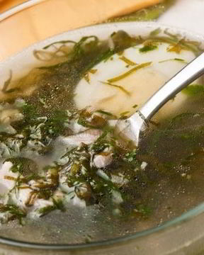 Щи из щавеля в мультиварке