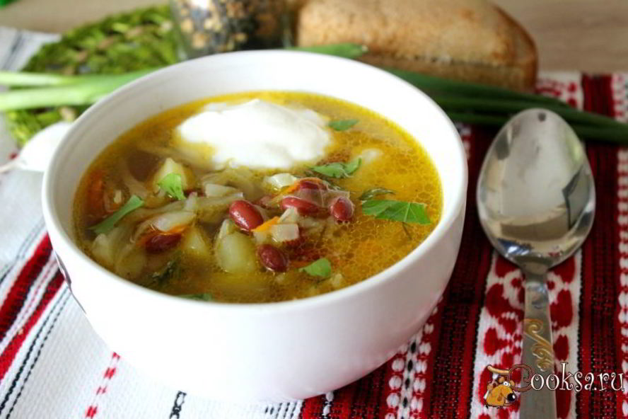 Рецепт щей с фасолью на курином бульоне