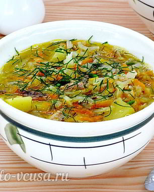 Щи с рыбными консервами