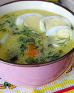 Зеленые летние щи со сметаной