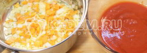 рыбная солянка и семгой и оливками. Шаг 3