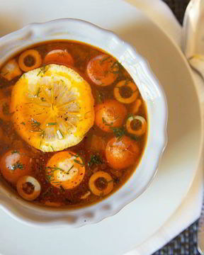 Солянка мясная