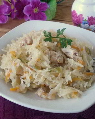 Солянка с мясом и капустой