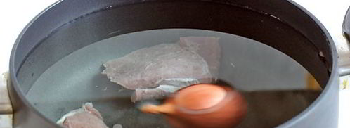 солянка сборная мясная с картошкой. Шаг 3