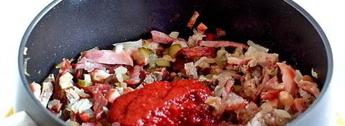 солянка сборная мясная с картошкой. Шаг 9