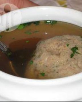 Суп из говяжьих ребрышек с фрикадельками из печенки